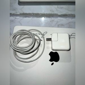 Apple Mac Charger